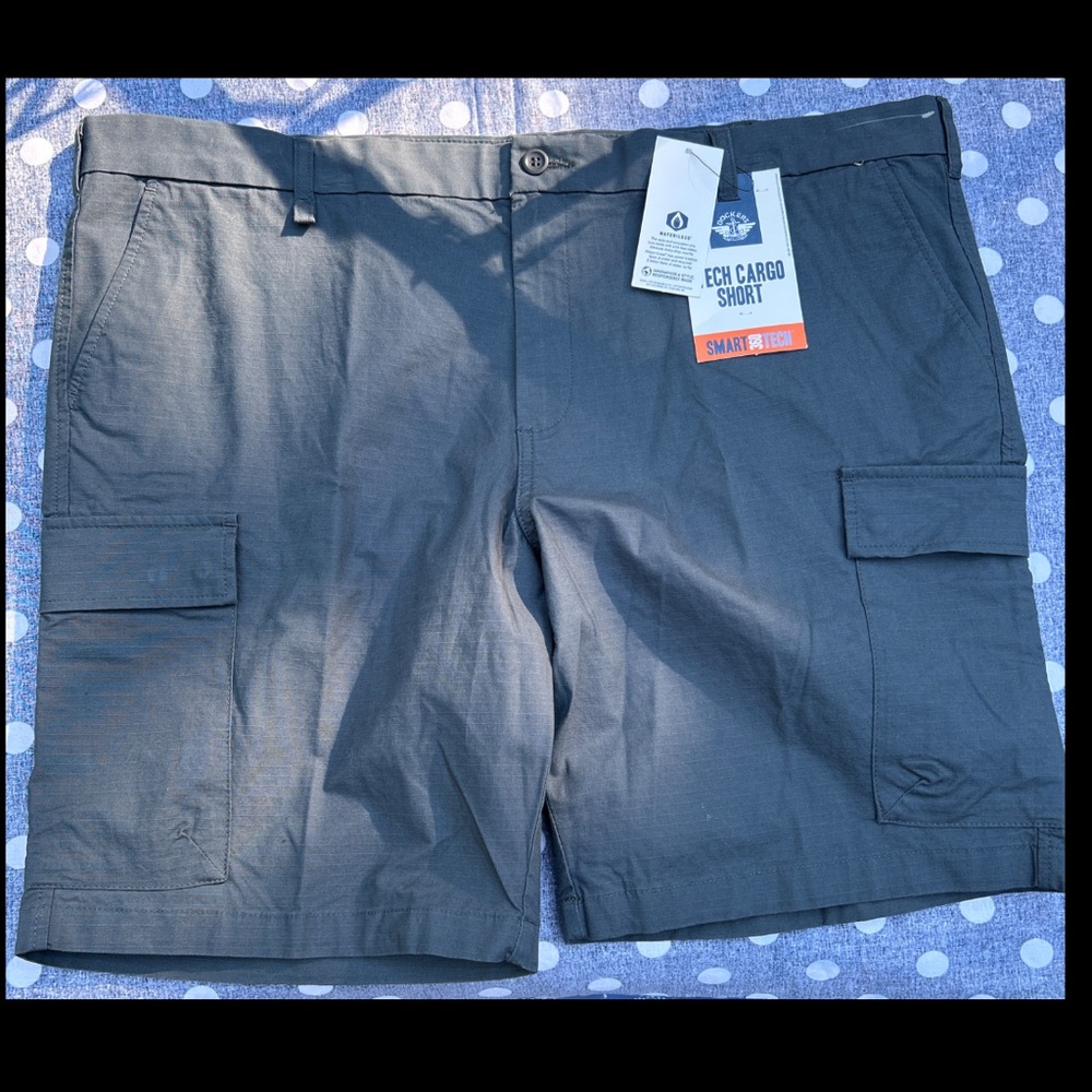 New Men's Big & Tall Dockers Tech Cargo Cool Slate Size 42 Breathable Shorts 360